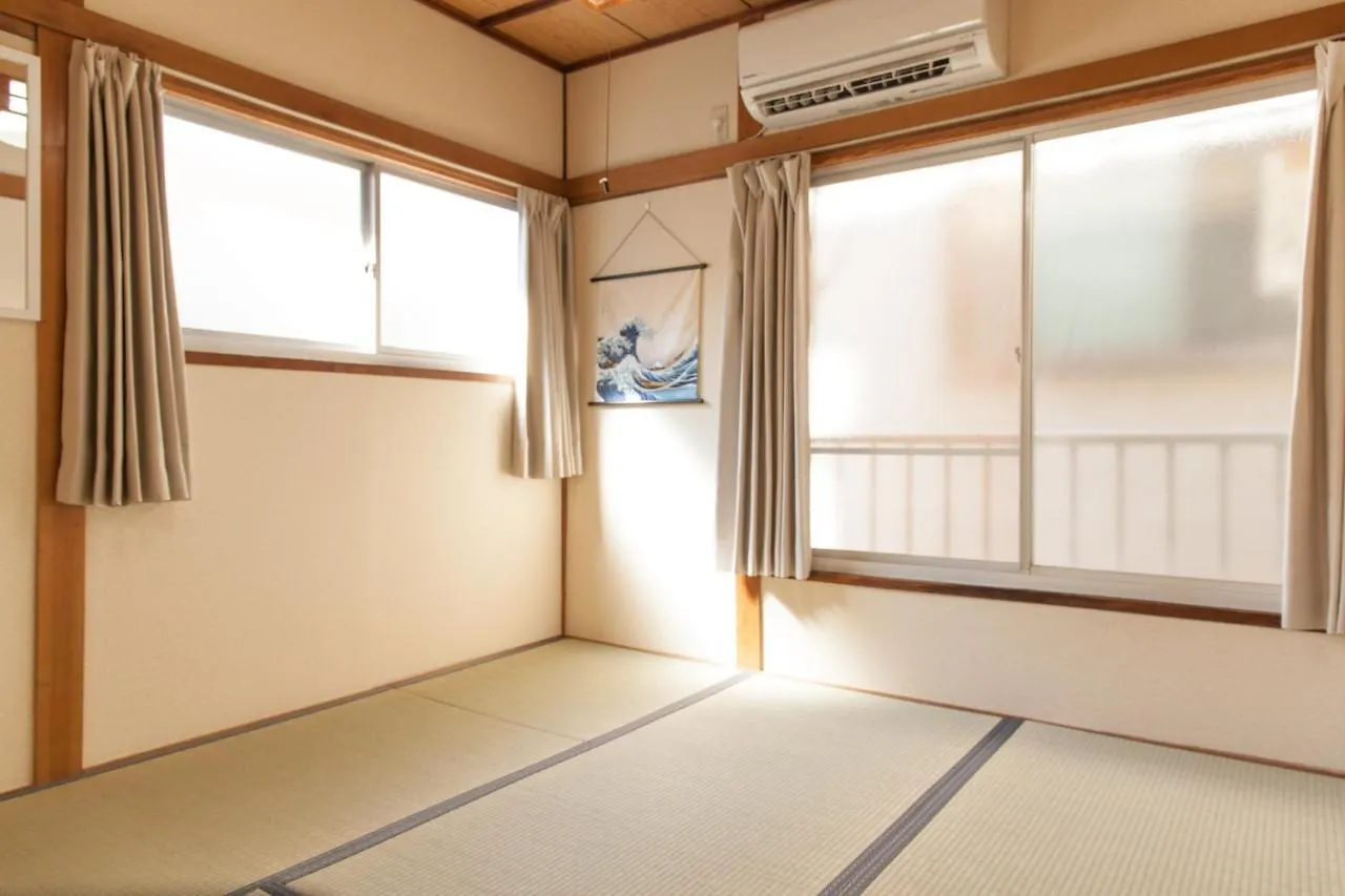 Flower House Apartman Tokió 0*,  Japán