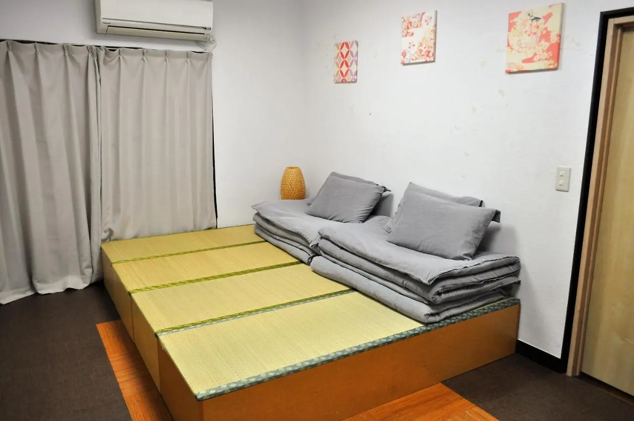 Flower House Apartment Tokyo
