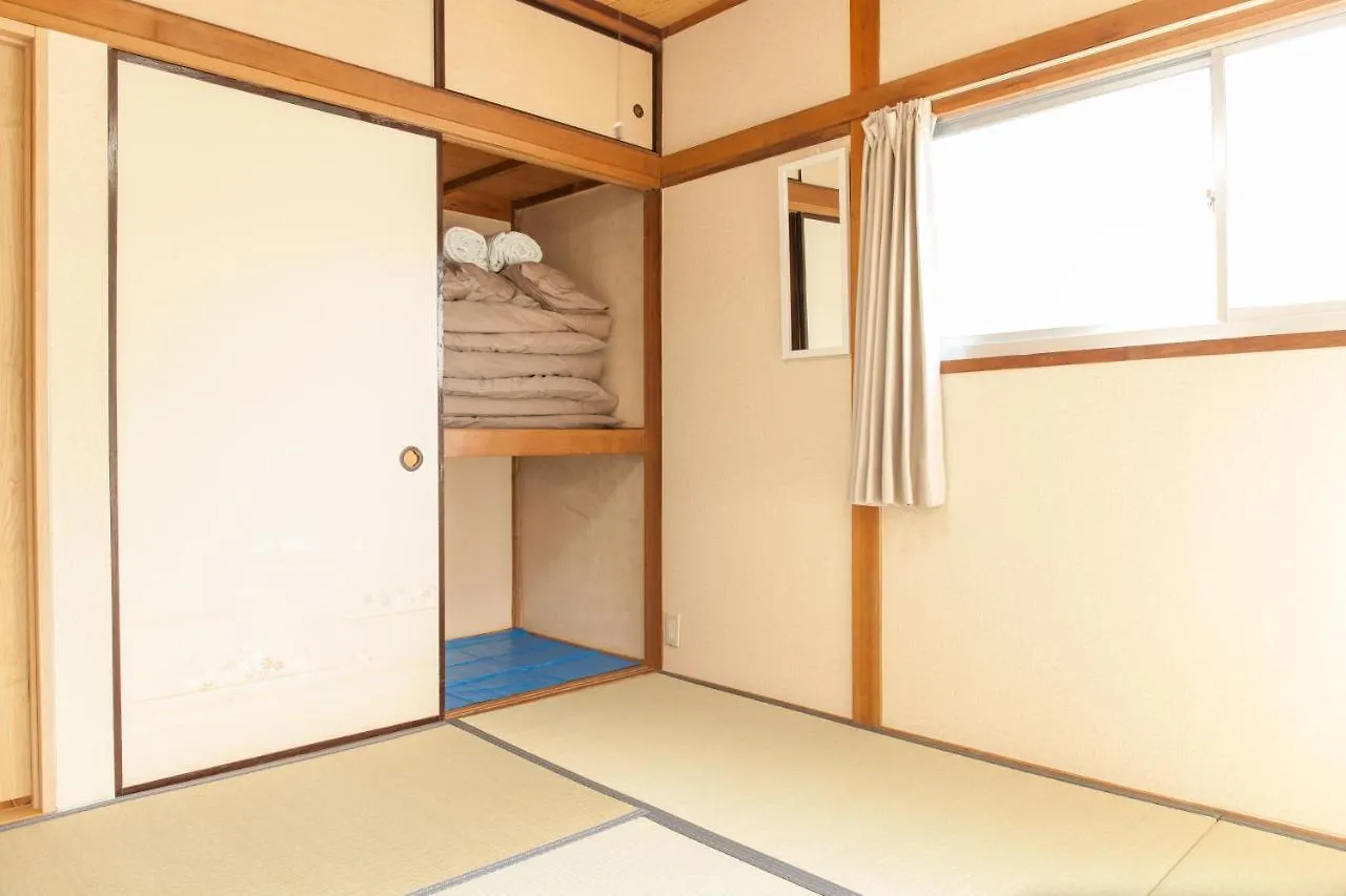 Flower House Apartment Tokyo